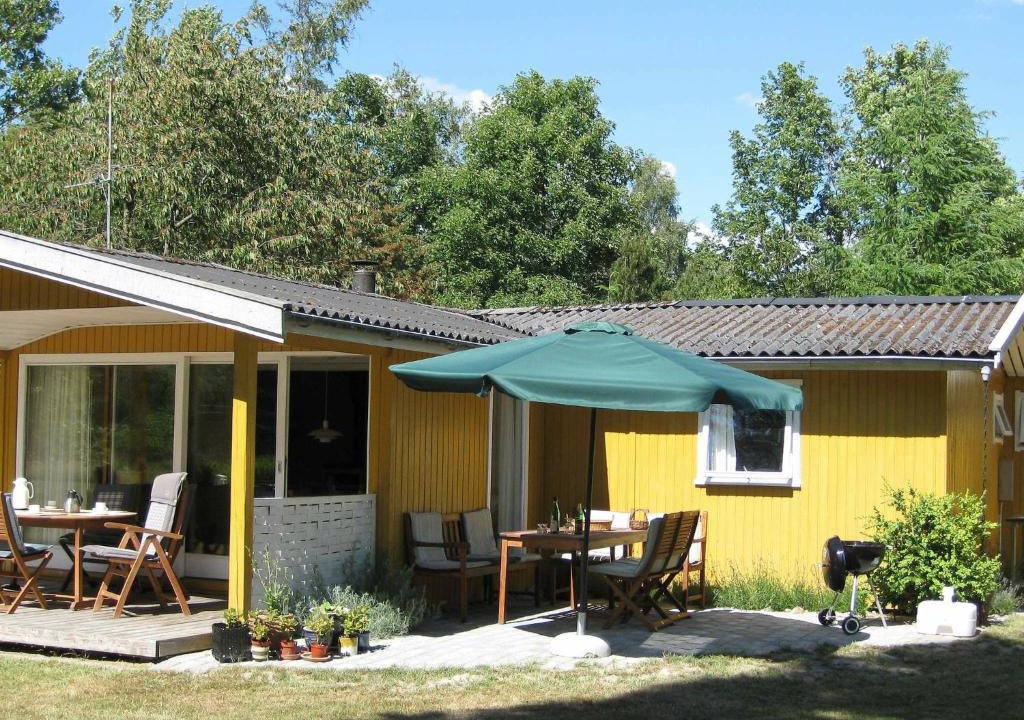 Dannemare House | Cozy Holiday Home in Dannemare near Sea