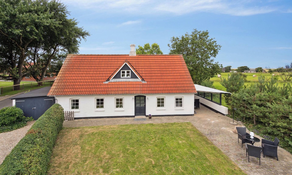 Ballum Villa | Cozy holiday home with a view of the North Sea