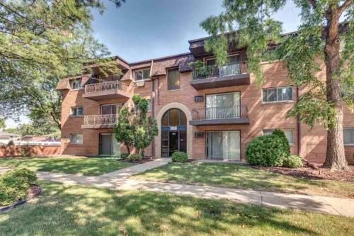 Lansing Apartment | Cozy Home Away From Home