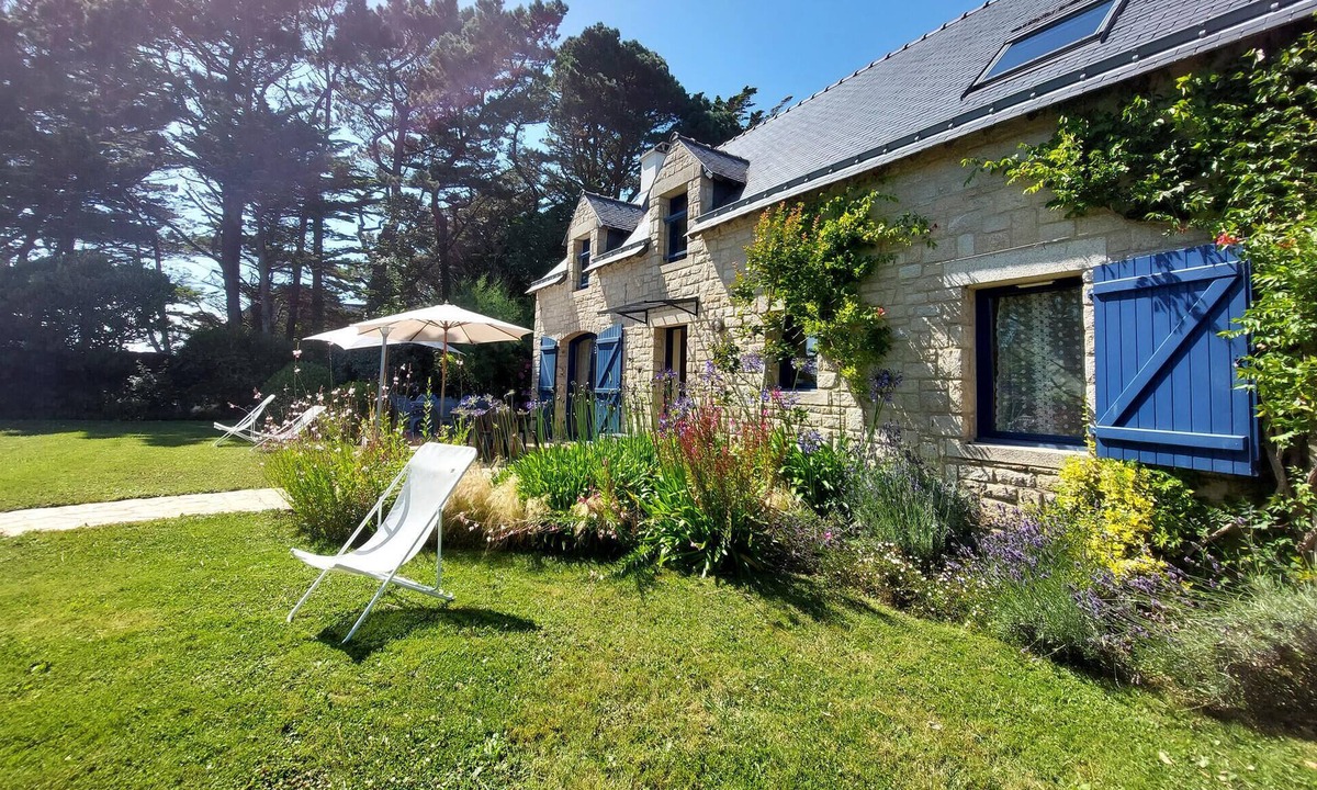 Saint-Gildas-de-Rhuys House | Cozy home in Saint-Gildas-de-Rhuys with WiFi