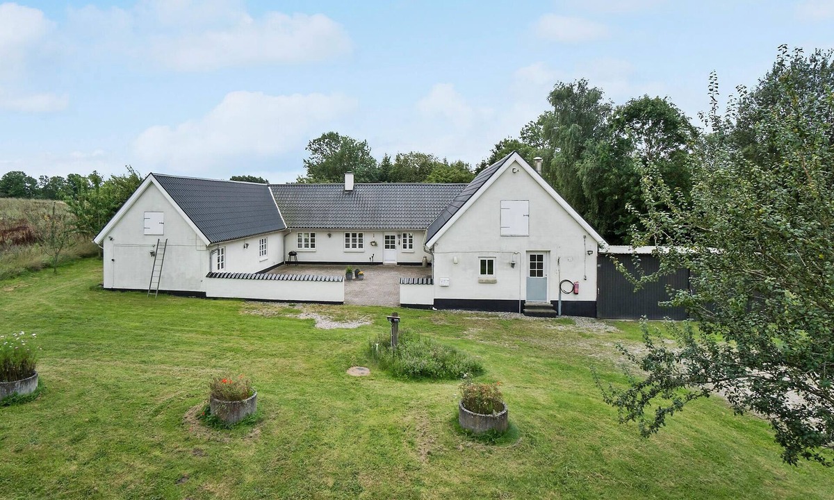 Varbjerg House | Cozy home in Aarup with WiFi
