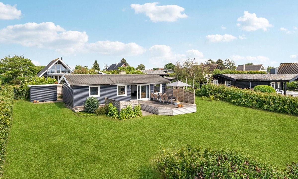 Næs House | Cozy home in Assens with house sea view