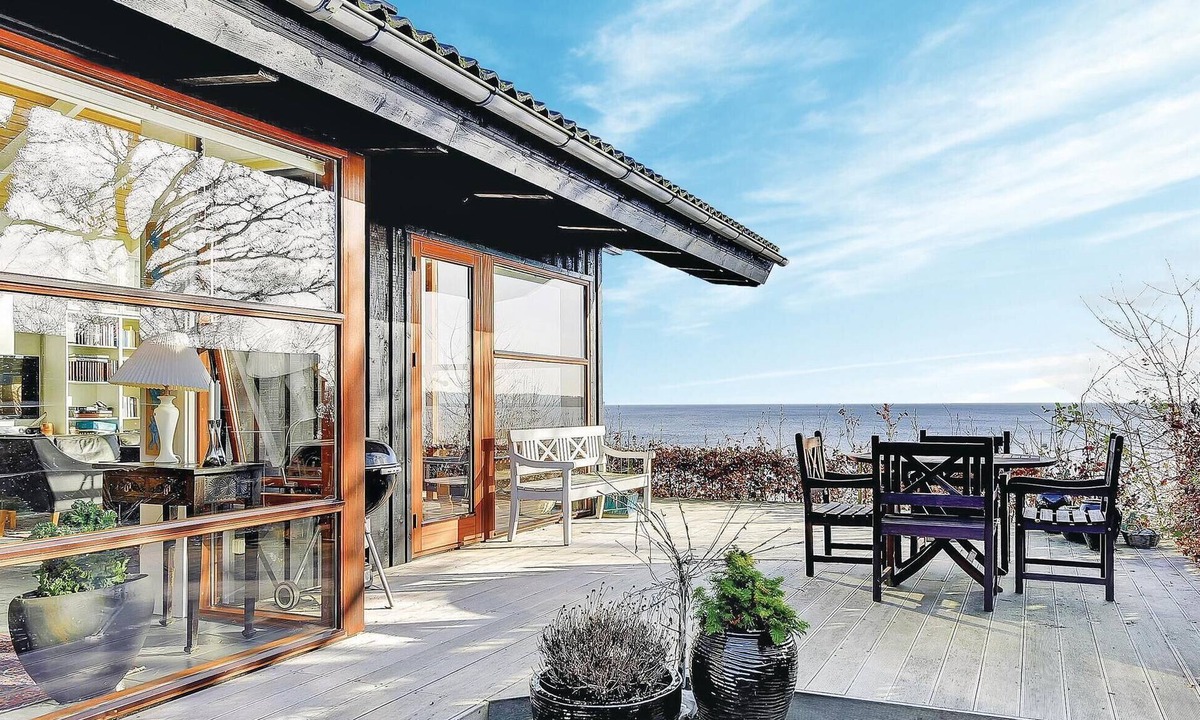Bjert House | Cozy home in Bjert with WiFi