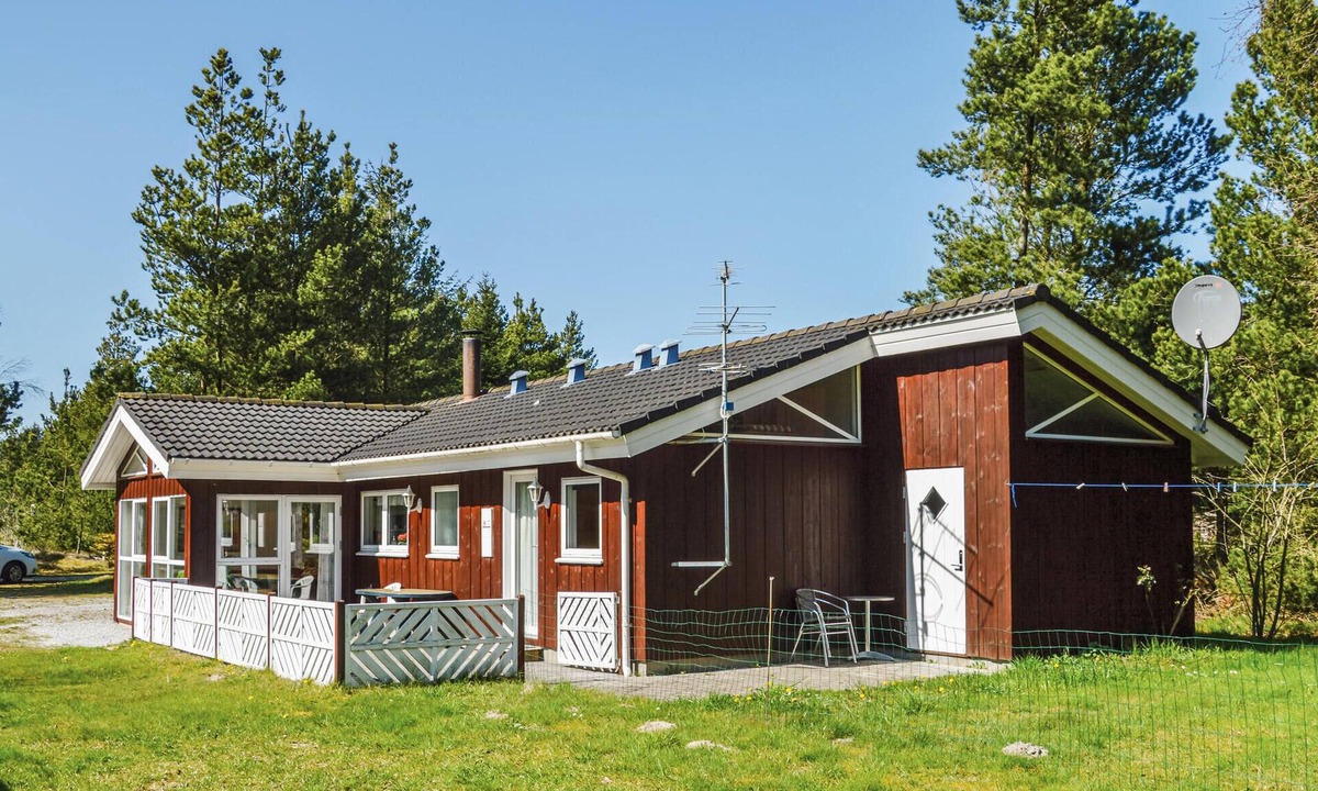 Brovst House | Cozy home in Brovst with WiFi