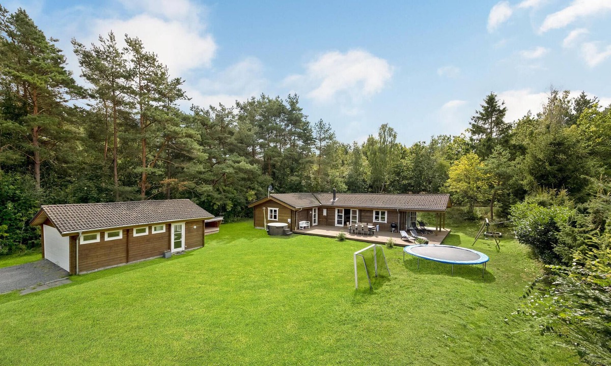 Øksenmølle House | Cozy home in Ebeltoft with WiFi