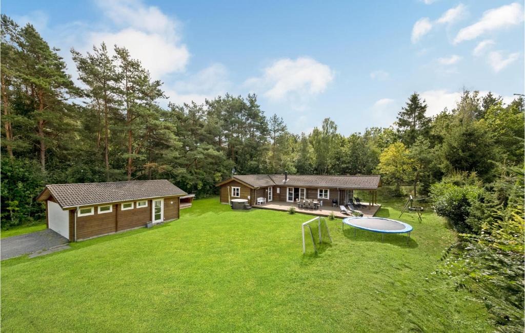 Øksenmølle House | Cozy Home In Ebeltoft With Wifi