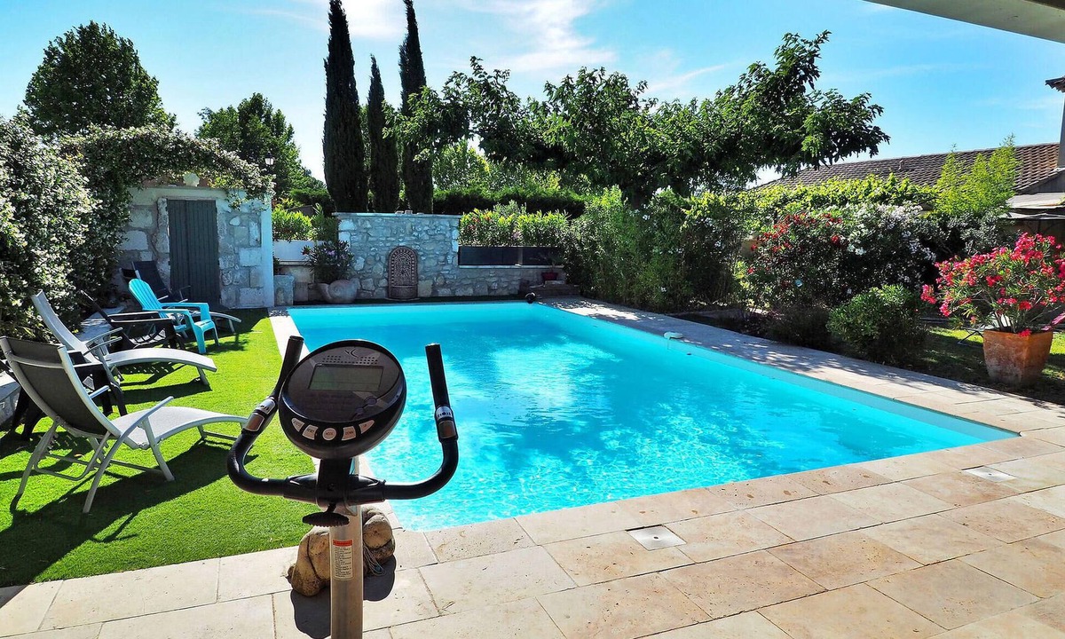 Eyragues House | Cozy home in Eyragues