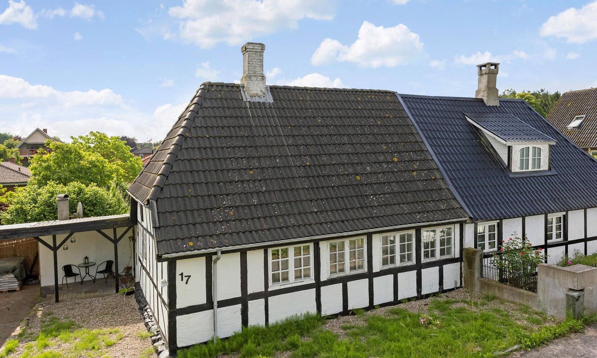 Horne House | Cozy home in Faaborg with kitchen