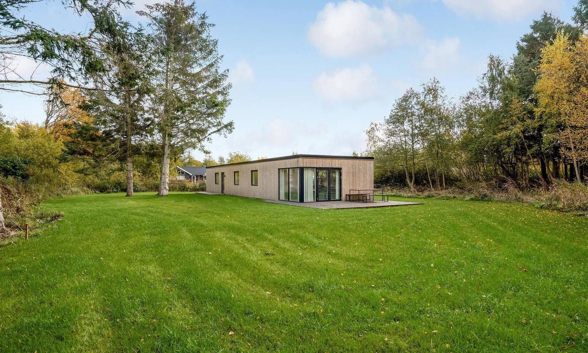 Fjellerup House | Cozy home in Glesborg with WiFi