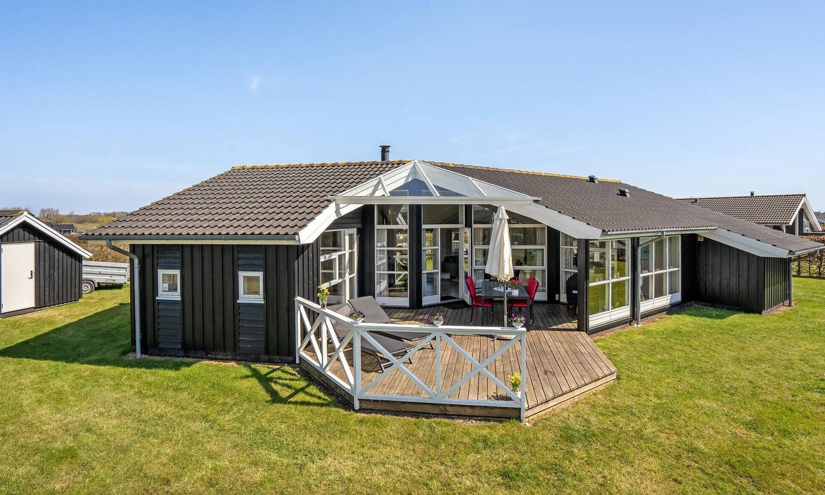 Flovt Strand House | Cozy home in Haderslev with sauna