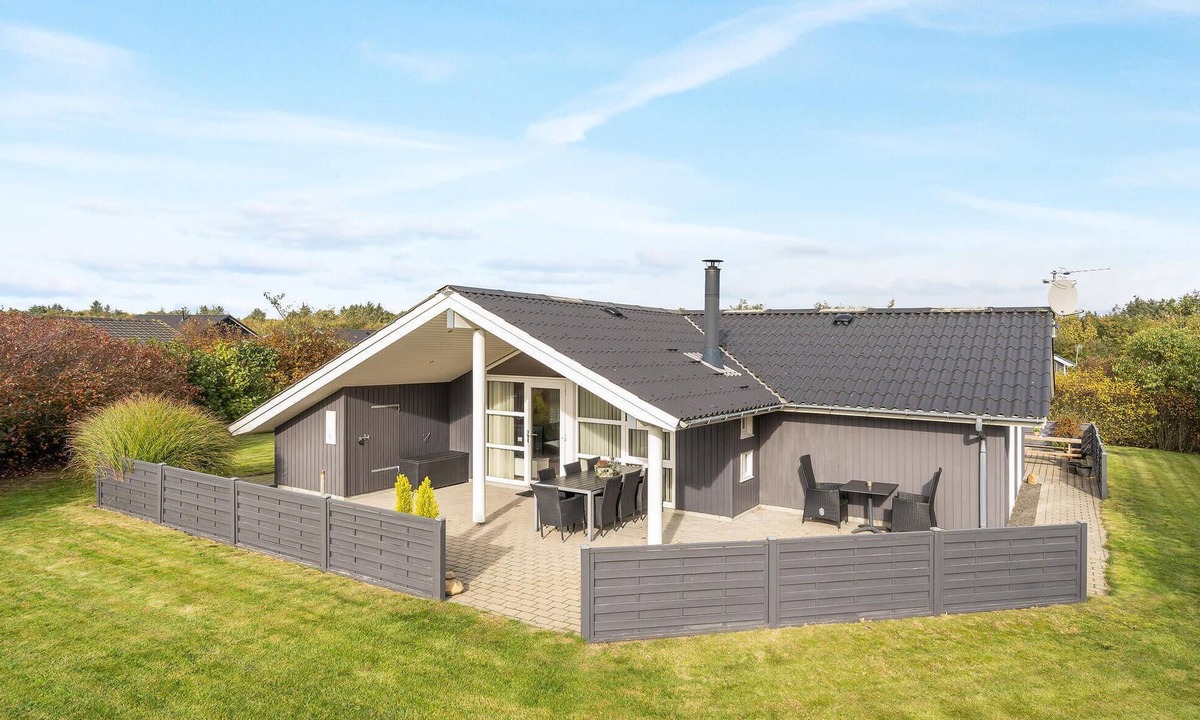Falen House | Cozy home in Hemmet with WiFi