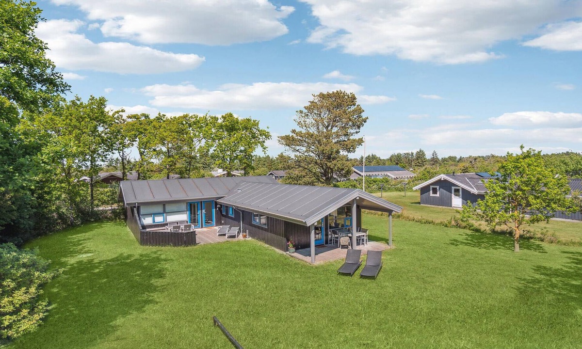 Lonstrup House | Cozy home in Hjørring with sauna