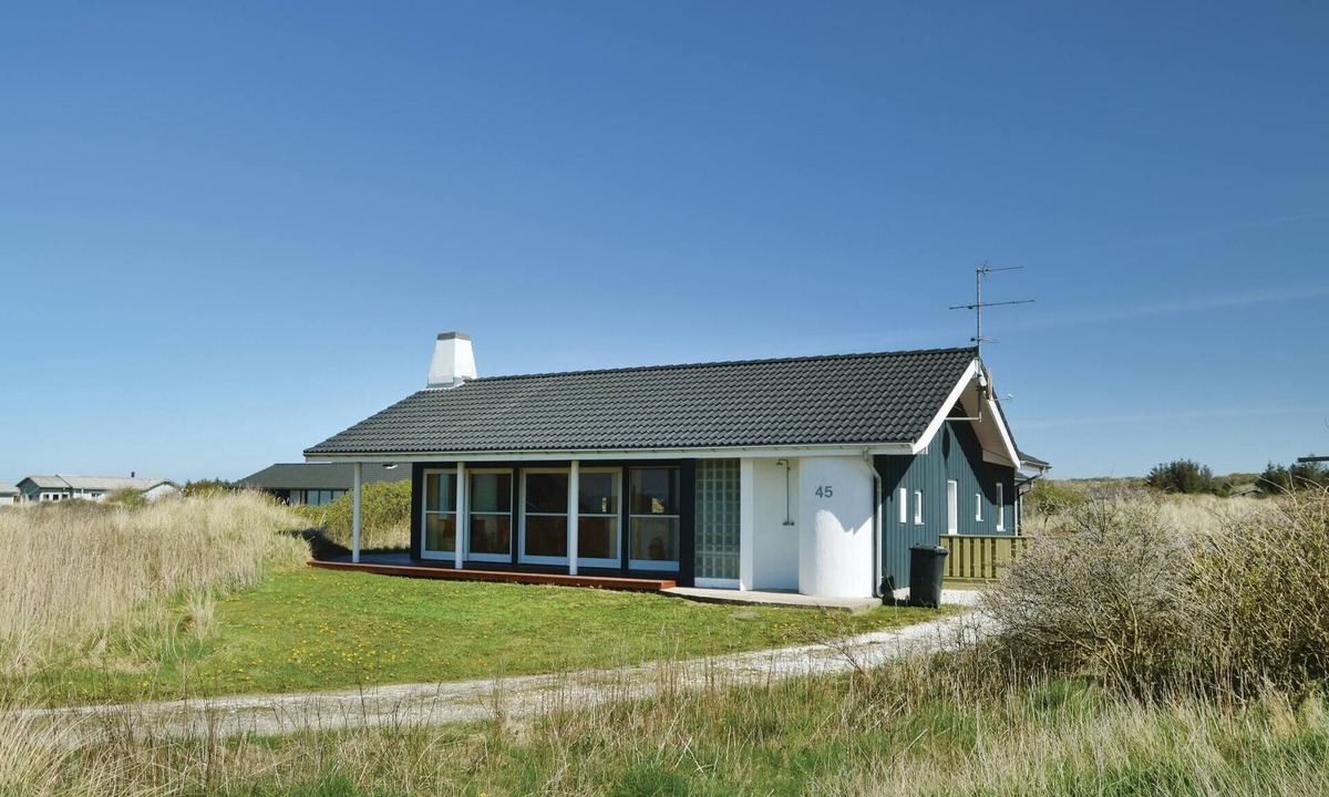 Hjørring House | Cozy home in Hjørring with sauna