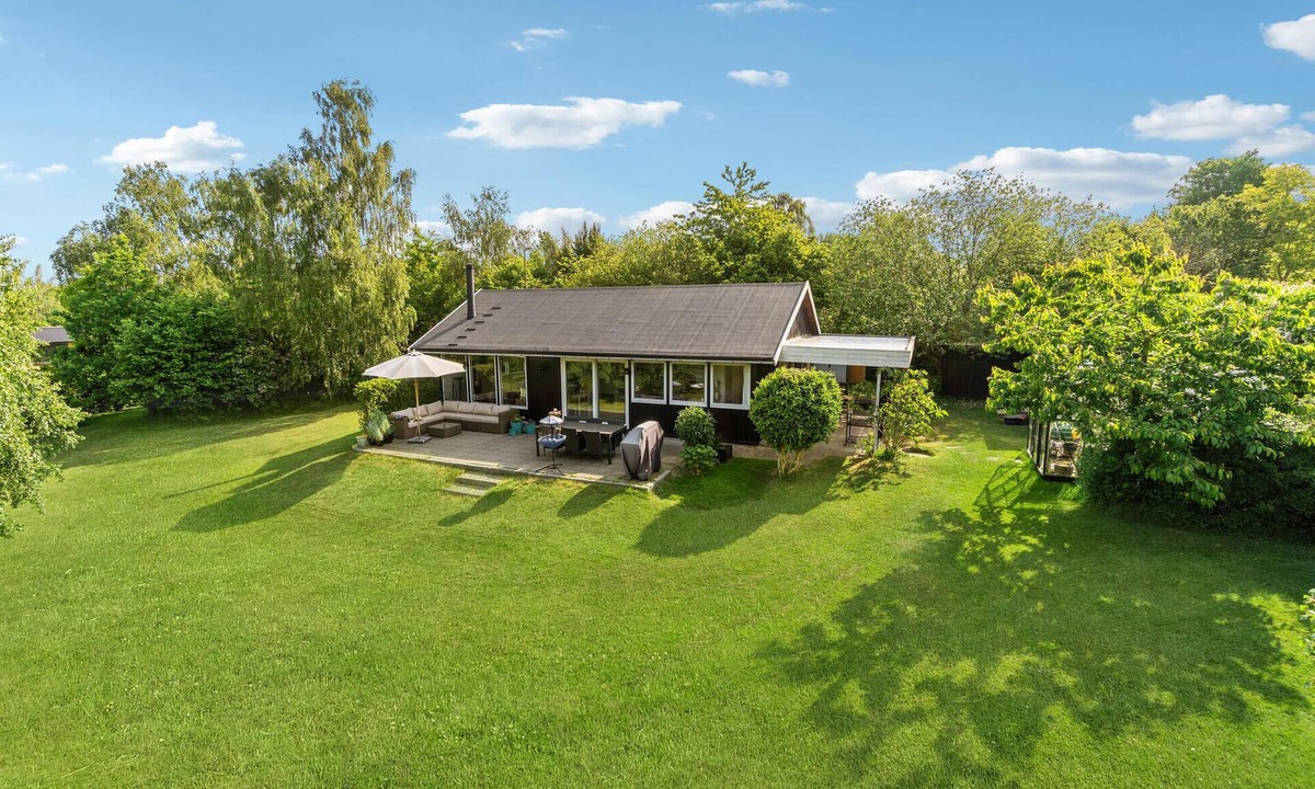 Kulhuse House | Cozy home in Jægerspris with kitchen