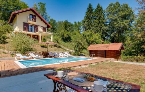 Koranski Brijeg House | Cozy Home In Koranski Brijeg With Sauna