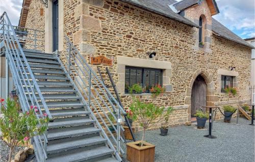 Neuilly-le-Vendin House | Cozy Home In Neuilly Le Vendin With Wifi