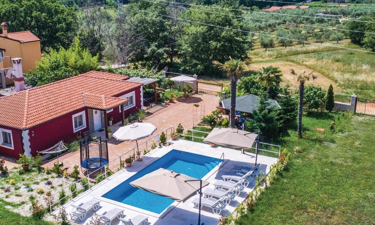 Buzinija House | Cozy home in Novigrad