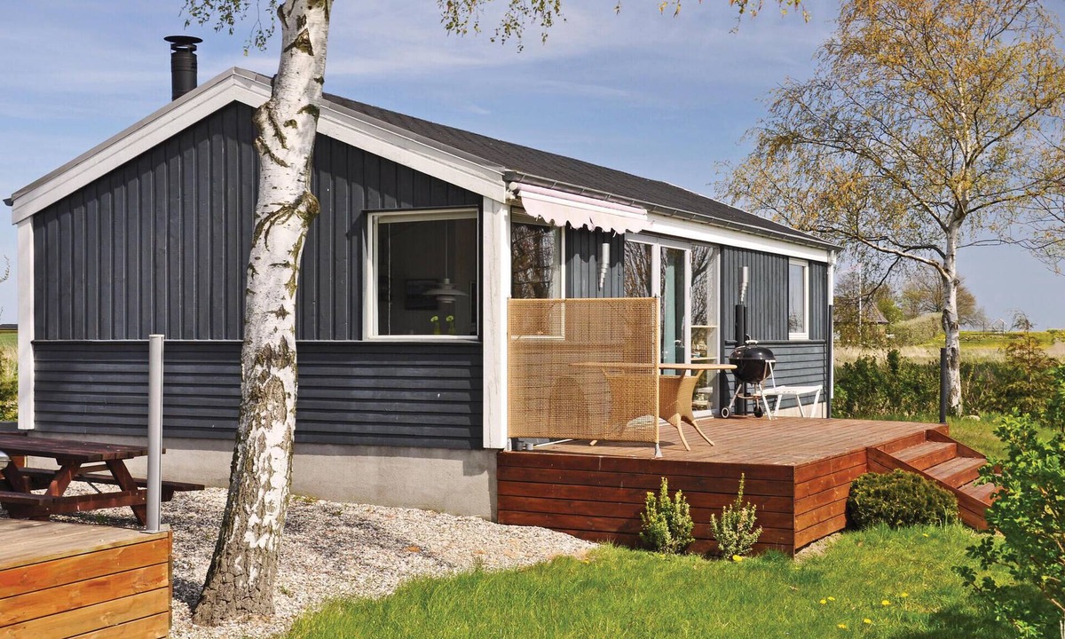 Otterup House | Cozy home in Otterup with kitchen