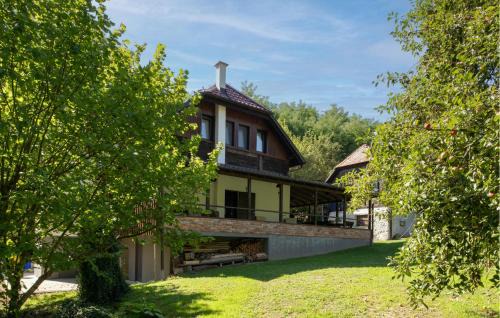 Petrinja House | Cozy Home In Petrinja With Wifi