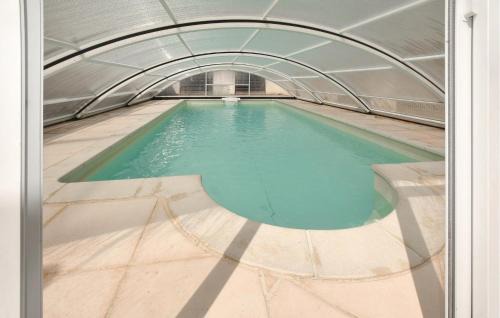 Piolenc House | Cozy Home In Piolenc With Outdoor Swimming Pool