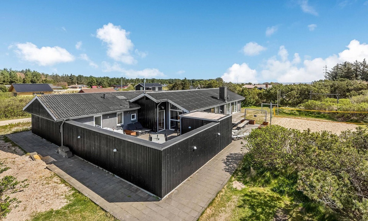 Klegod Strand House | Cozy home in Ringkøbing with sauna