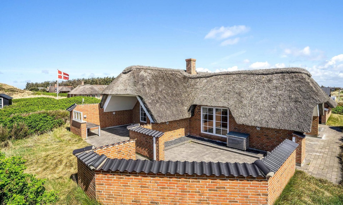 Klegod Strand House | Cozy home in Ringkøbing with sauna
