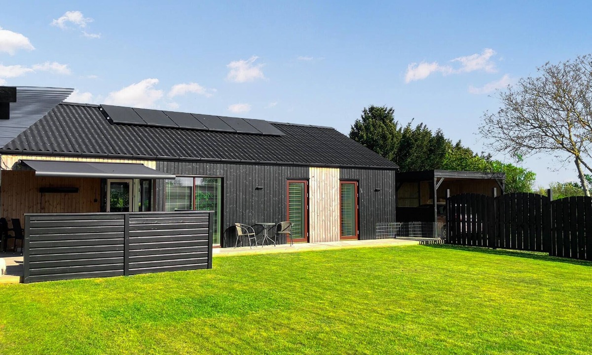 Tranebjerg House | Cozy home in Samsø with kitchen