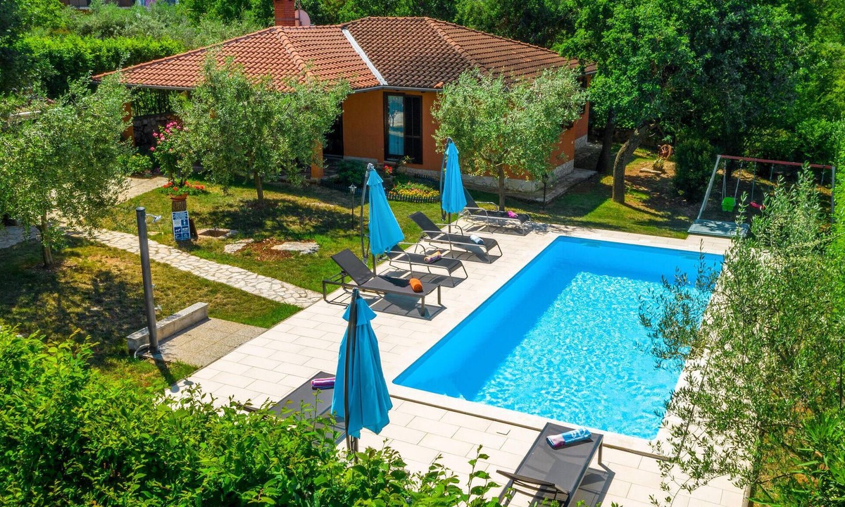 Sveti Lovrec House | Cozy home in Sv.Lovrec
