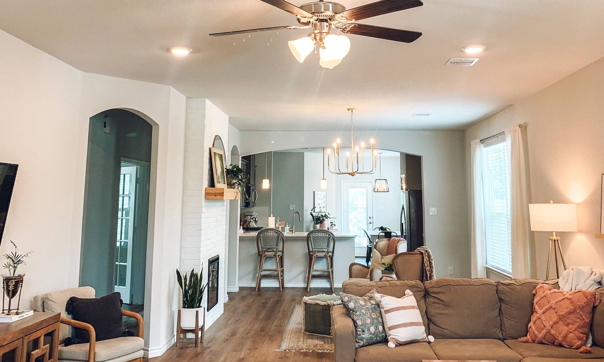 Wellborn House | Cozy Home in the Heart of Aggieland