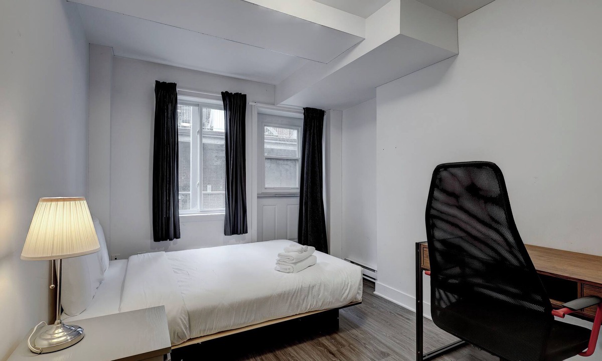 Saint Henri Apartment | Cozy Home in the Notre Dame Area