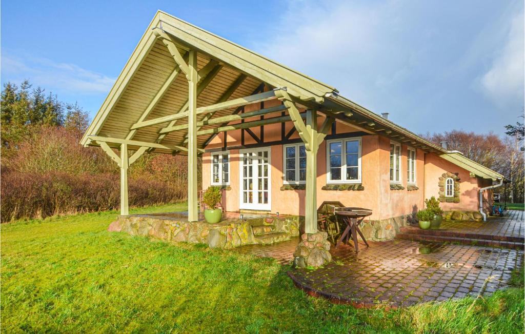 Thyholm House | Cozy Home In Thyholm With Wifi