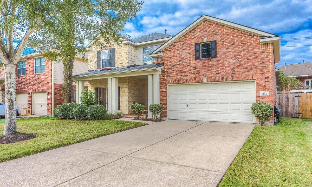Manvel House | Cozy Home near Houston Medical Center, NRG Stadium and Galleria