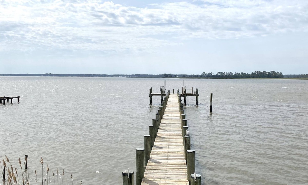 Millsboro House | Cozy Home on River- dock access