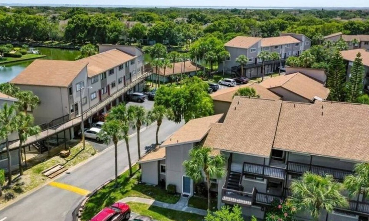 Bay Port Colony House | Cozy Home Tampa bay area!