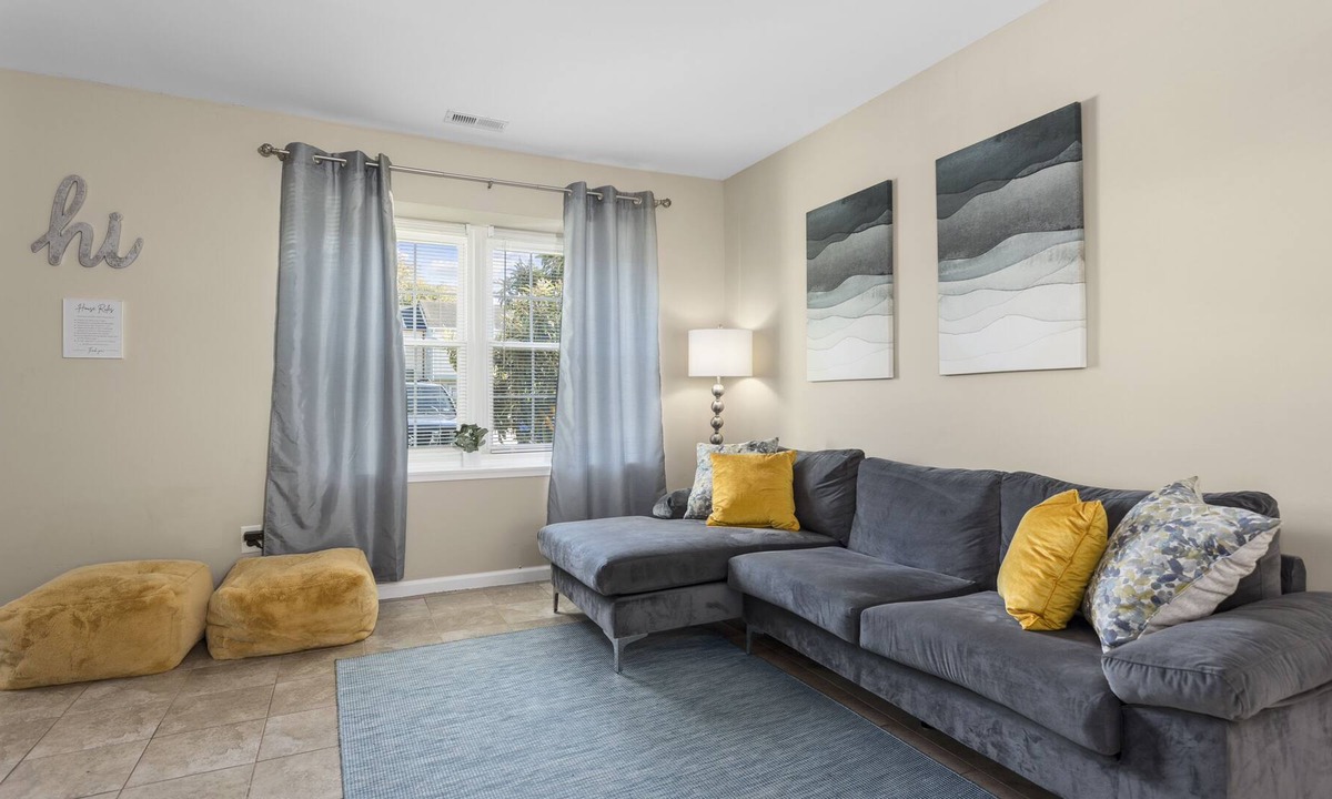 Fentress House | Cozy Home!
