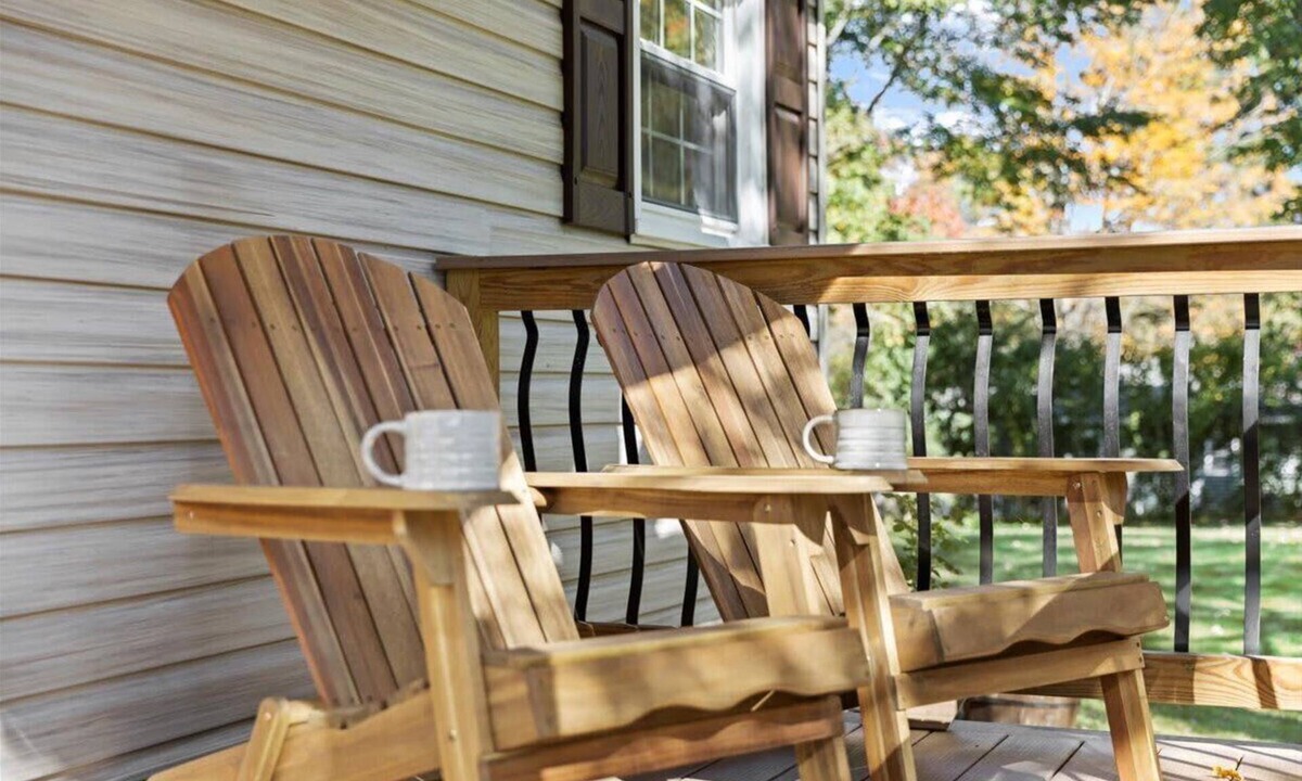 New Paltz House | Cozy Home with Game Room and Fire Pit