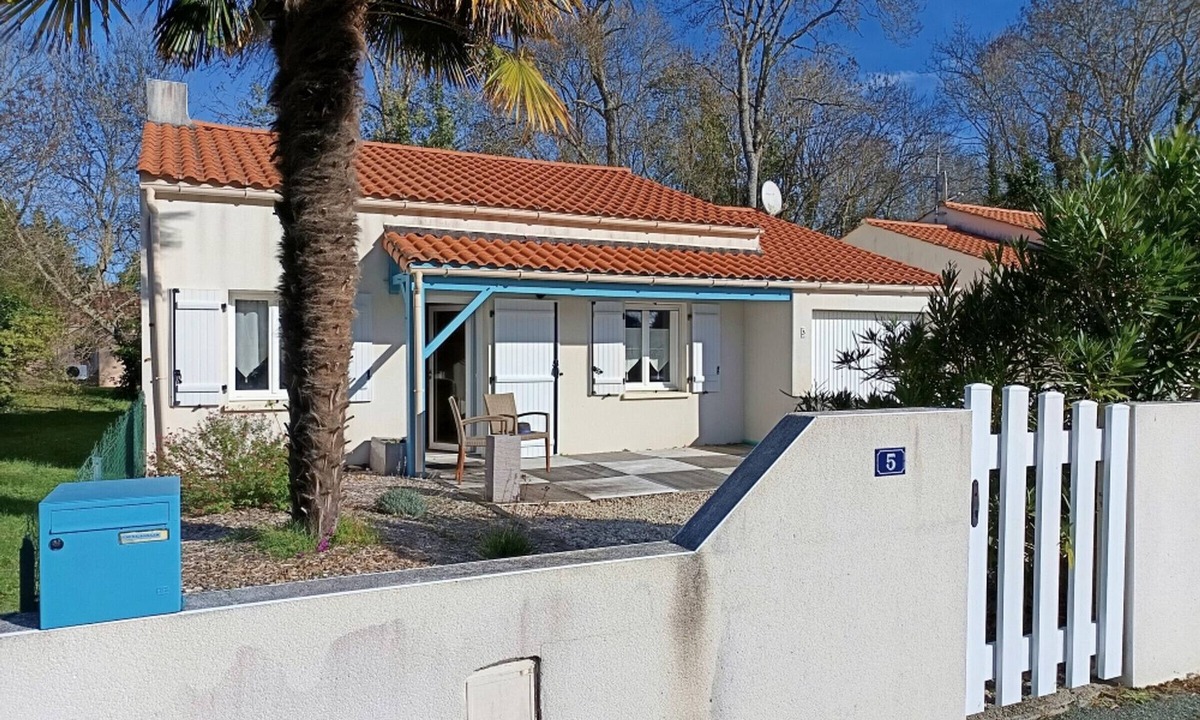 La Barre-de-Monts House | Cozy house near beach and forest, parking
