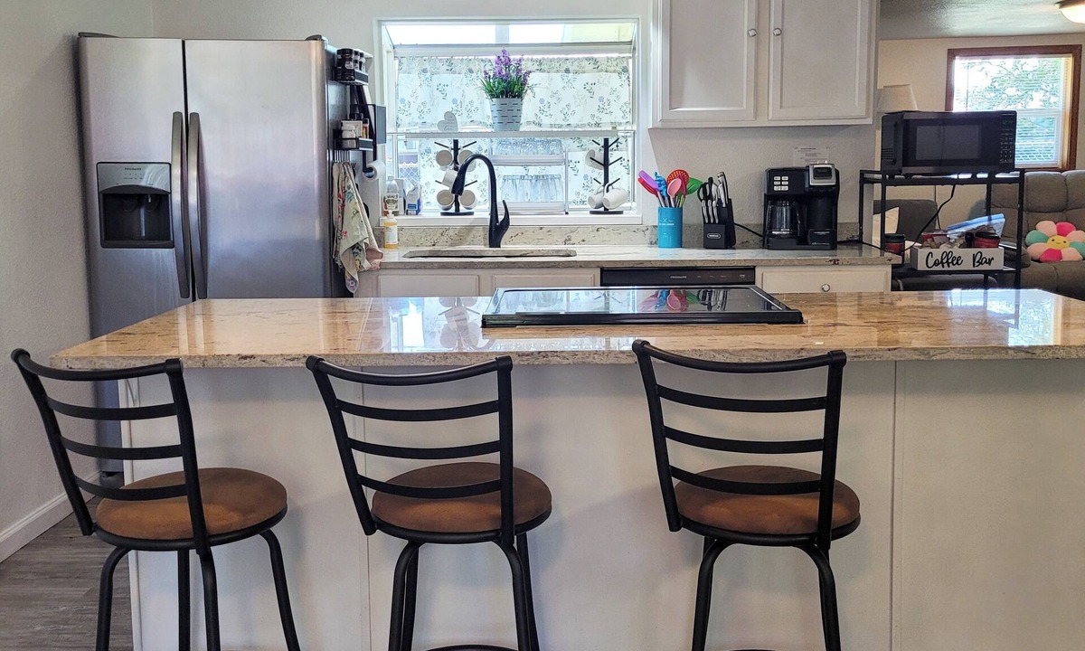 Westport House | Cozy House with Everything You Need!