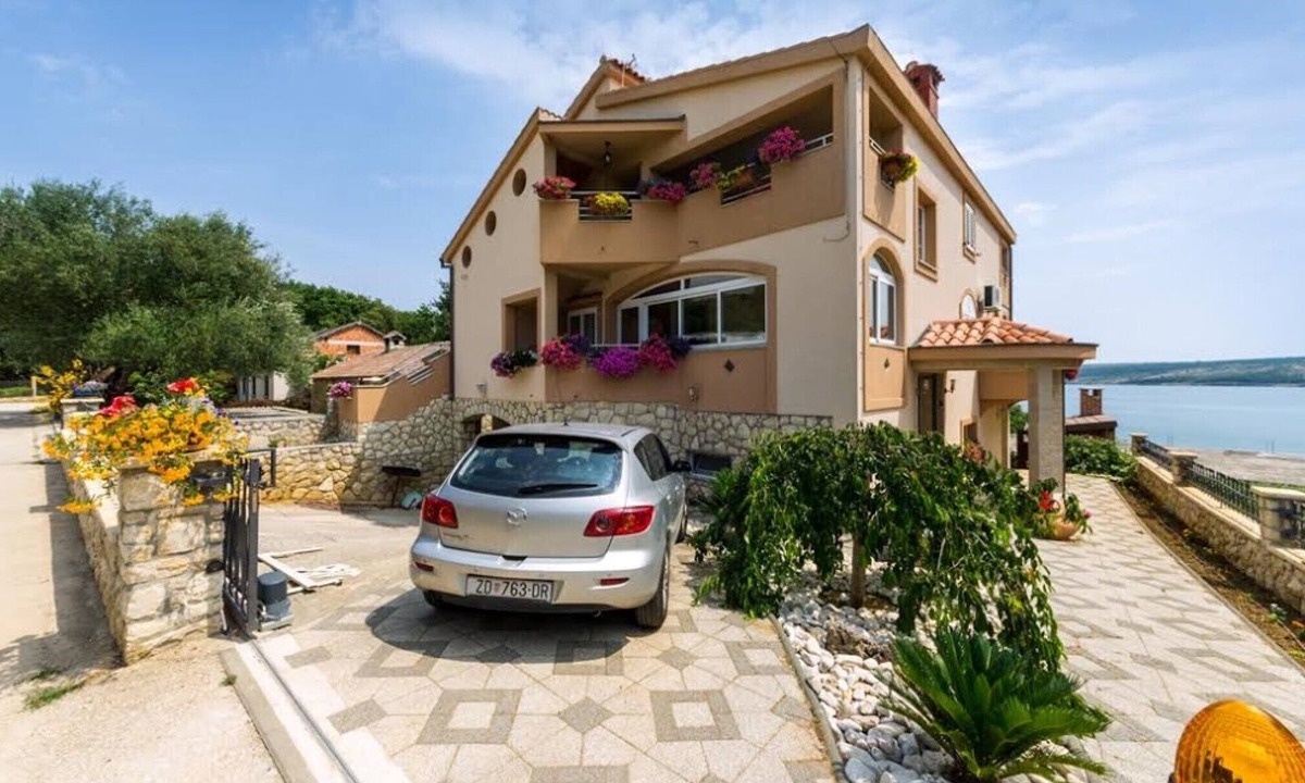 Posedarje House | Cozy house with sea view, garden and terrace, free WiFi
