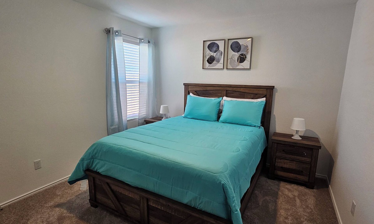 Hutto House | Cozy K&BM Town Home