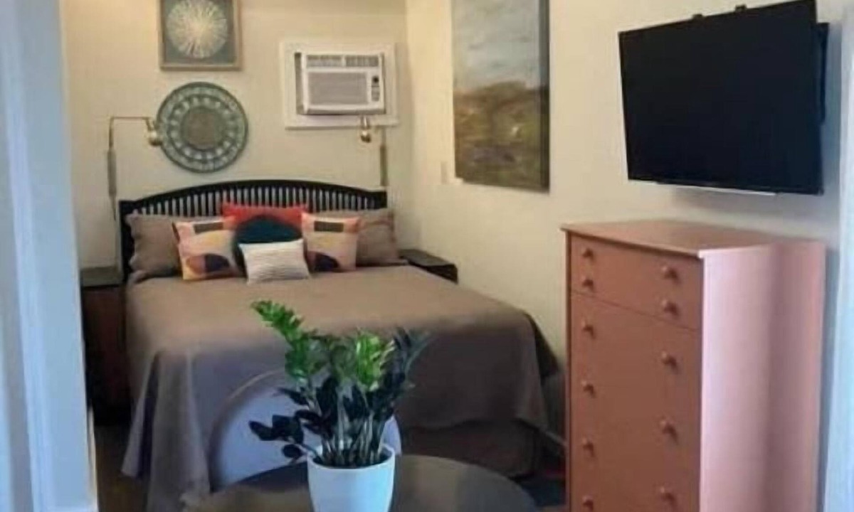 Freetown - Port Rico Apartment | Cozy Lafayette Apartment: Free Parking, Kitchen & Family-Friendly!
