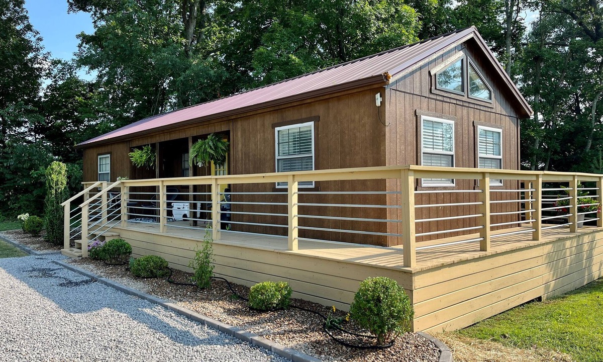 Marion Cabin | Cozy Lake of Egypt Cabin & Pond
