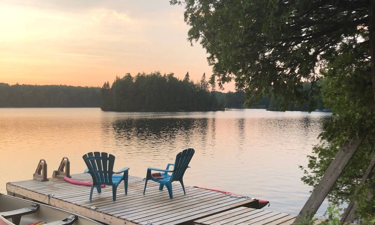 Harcourt Cottage | Cozy Lakefront Cottage - Algonquin Park and Haliburton Area