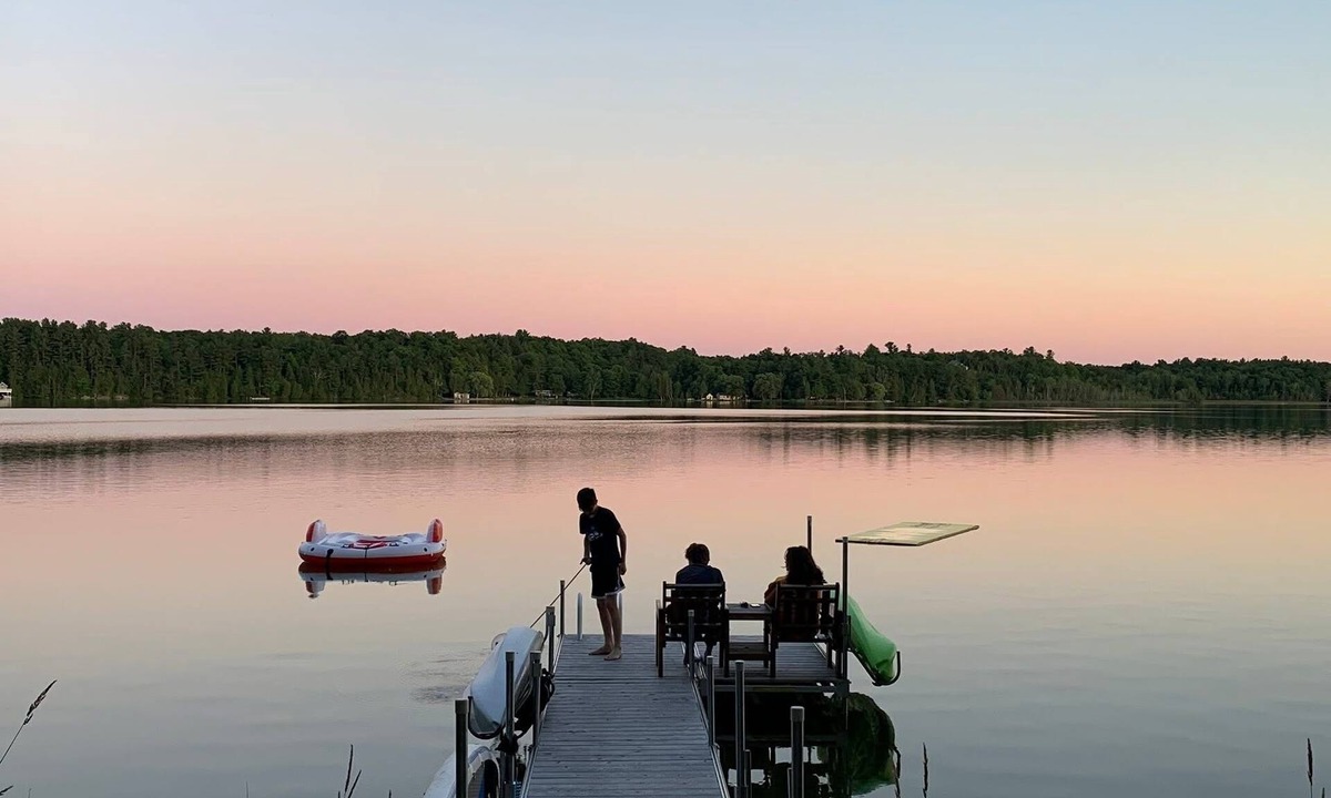 Lyndhurst Cottage | Cozy Lakefront Cottage on Quiet Family Friendly Lake!