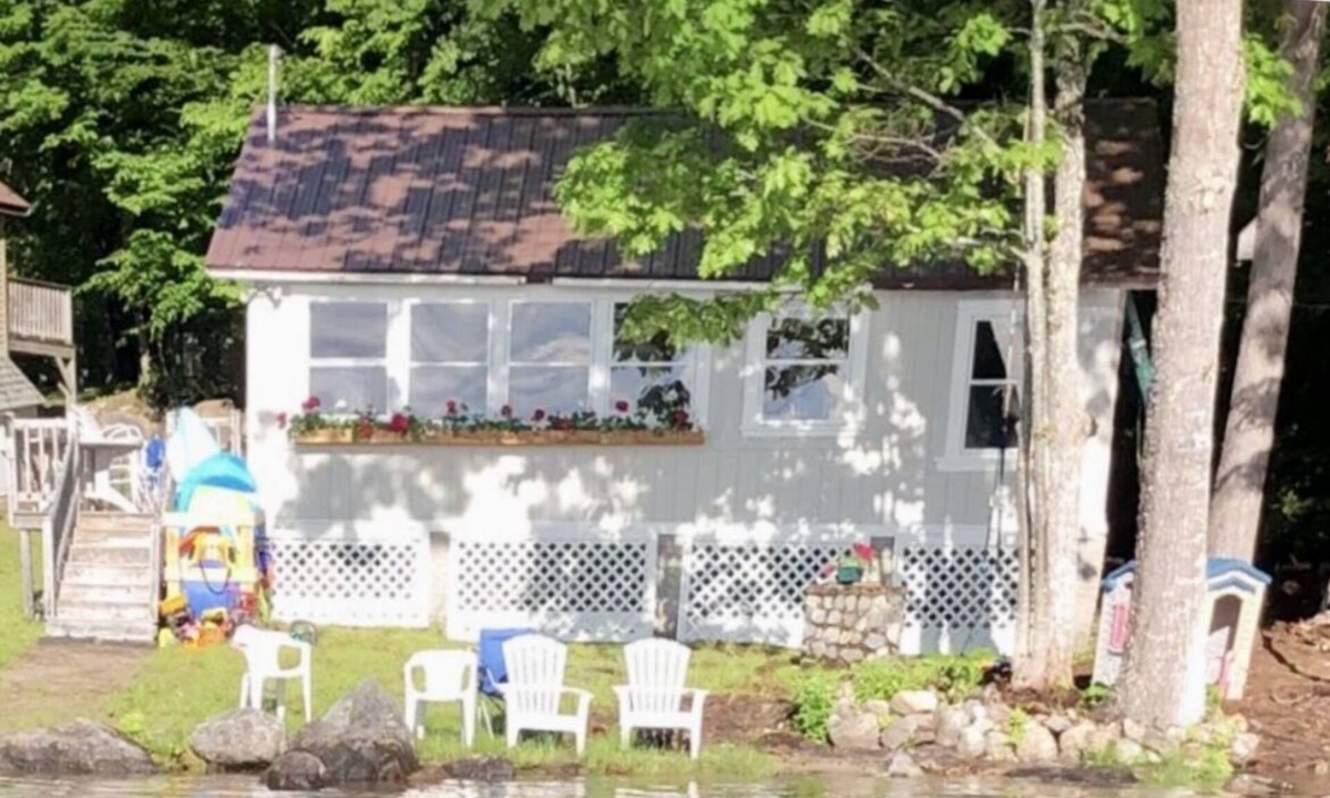 North Penobscot Cabin | Cozy Lakeside Cabin