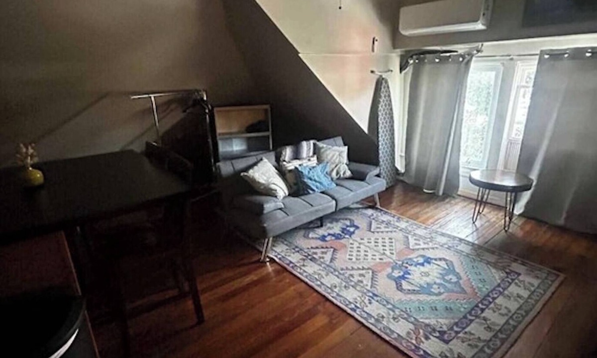 Tyler Park Apartment | Cozy Loft-Style Studio! Sleeps 4