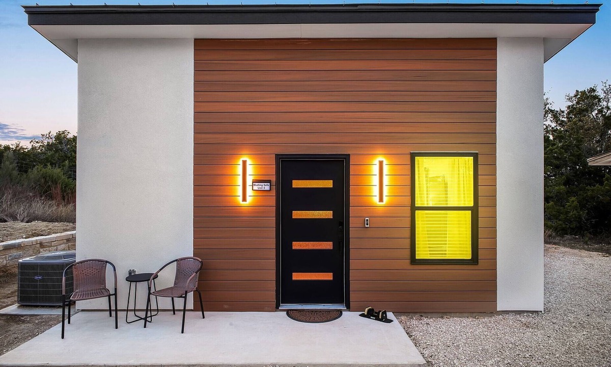 Spring Branch House | Cozy Luxe Casita | Spa Shower Deer Wine Vibes