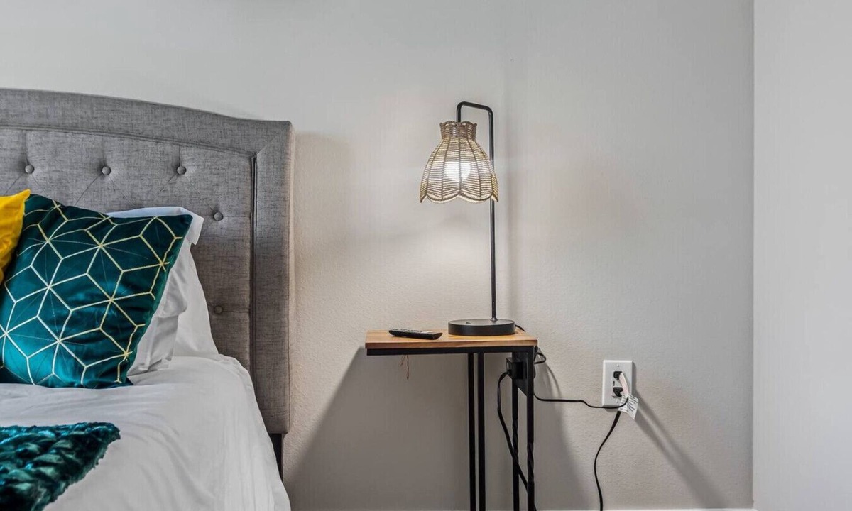 Fort Worth Apartment | Cozy Luxury 1bd | Pool+Gym+Stockyards+Free Parking