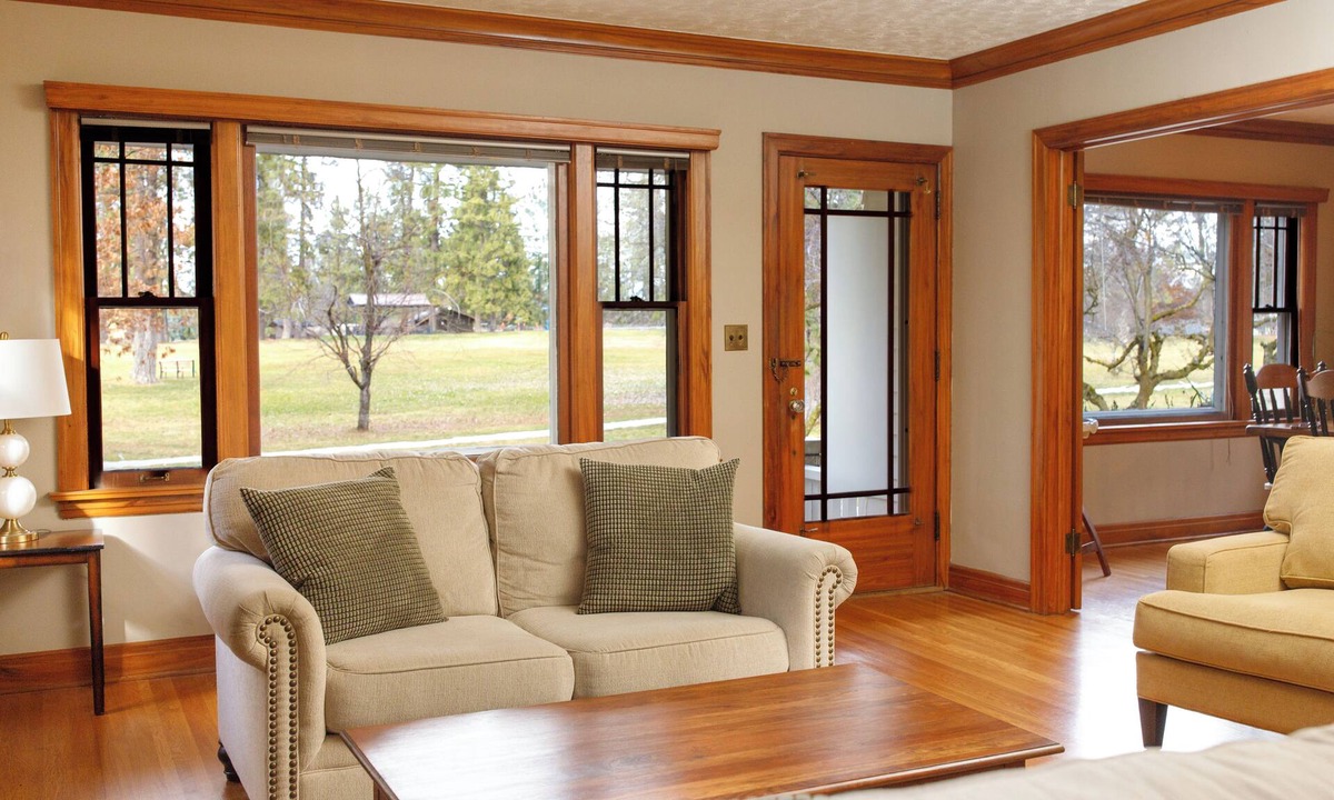 Manito House | Cozy Manito Park Craftsman