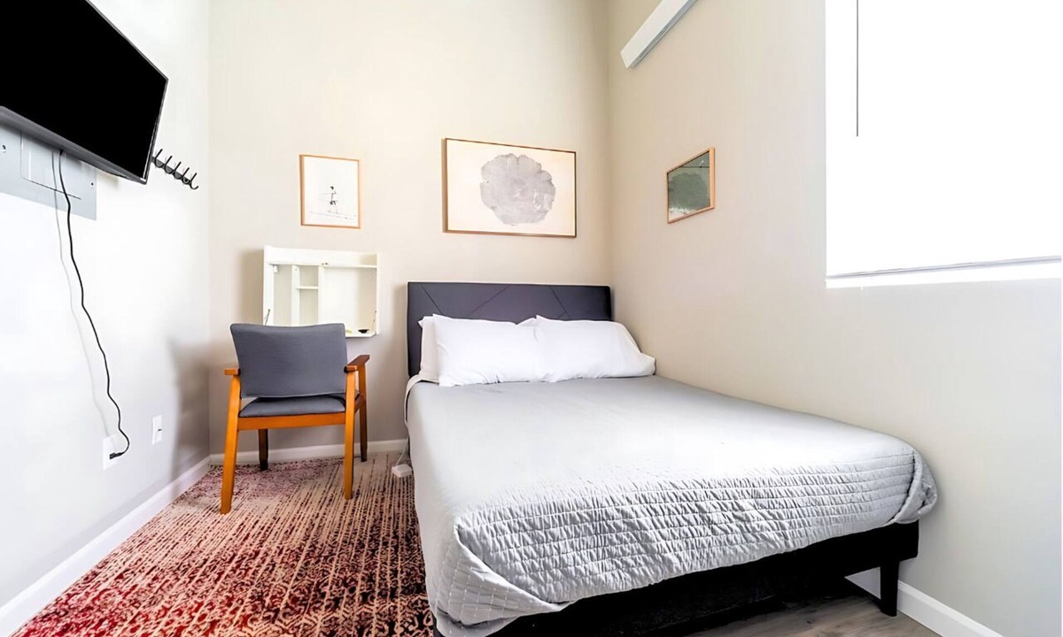 Eastside Apartment | Cozy Micro Suites: Sleeps 2, Minutes to Downtown